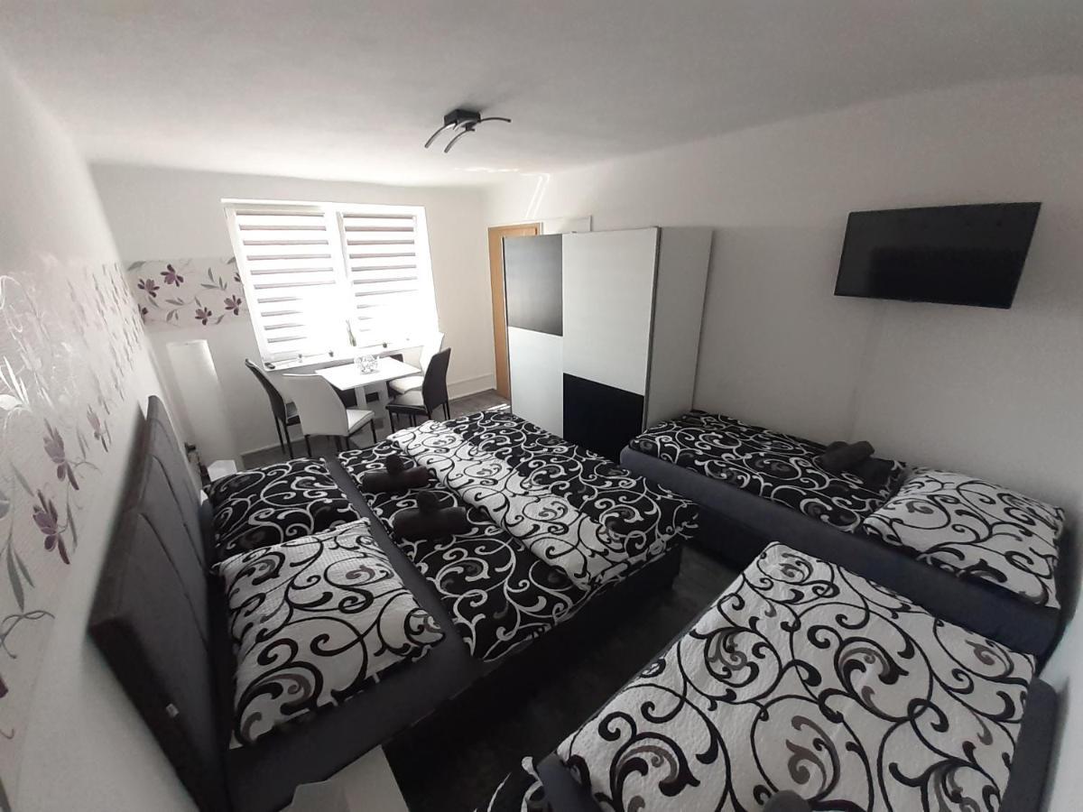 Apartman Laumar 3 Bzenec Exterior foto
